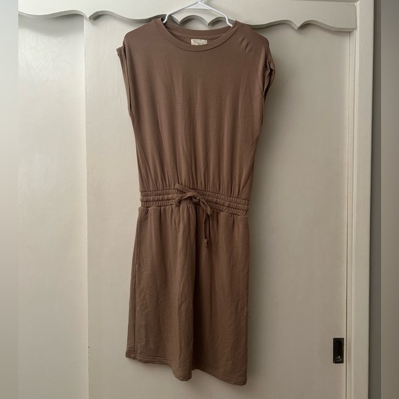 Melloday Casual Brown tan Dress with drawstring size XS - Picture 1 of 8